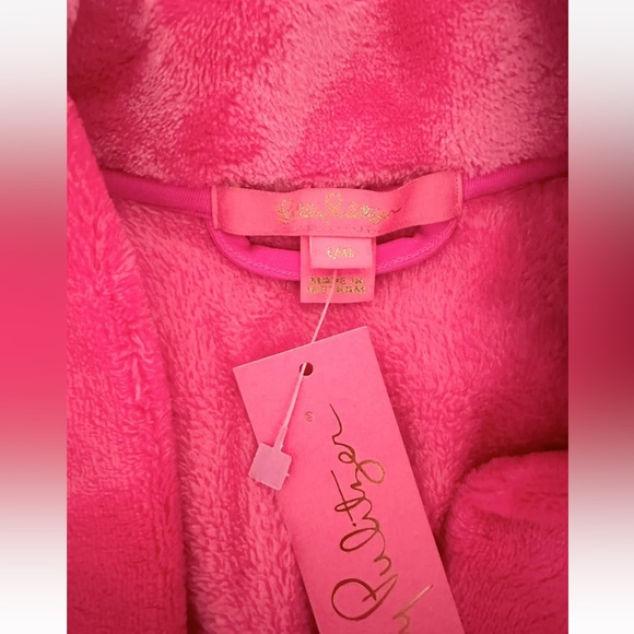 Lilly Pulitzer Elaine Fleece Robe in Pink Grenadine NWT - sz Large/X-Large $138 - Picture 6 of 10